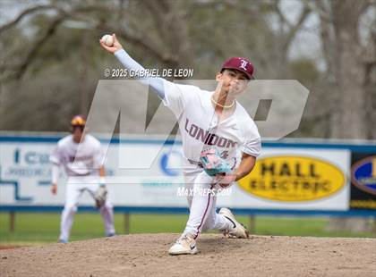 Thumbnail 2 in London @ Victoria East (Victoria Isd Tournament) photogallery.