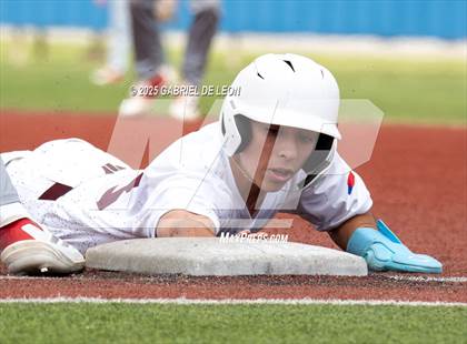 Thumbnail 1 in London @ Victoria East (Victoria Isd Tournament) photogallery.