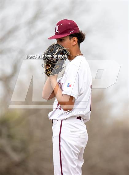 Thumbnail 2 in London @ Victoria East (Victoria Isd Tournament) photogallery.