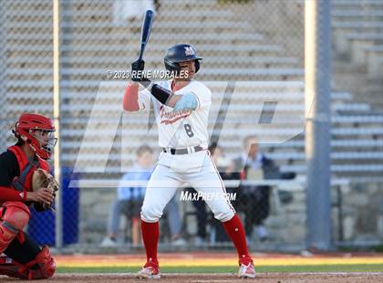 Thumbnail 3 in Oak Hills vs Maranatha photogallery.