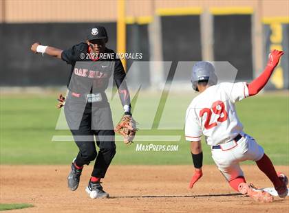 Thumbnail 2 in Oak Hills vs Maranatha photogallery.