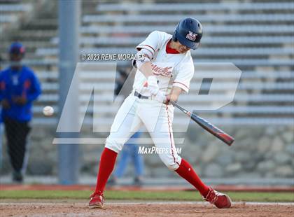 Thumbnail 1 in Oak Hills vs Maranatha photogallery.