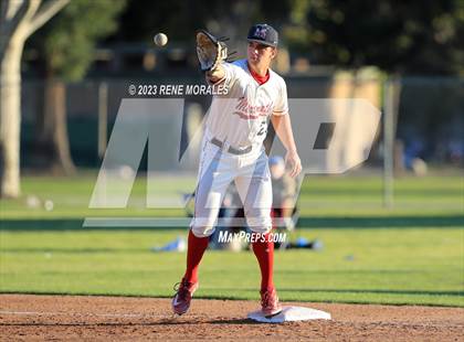 Thumbnail 3 in Oak Hills vs Maranatha photogallery.