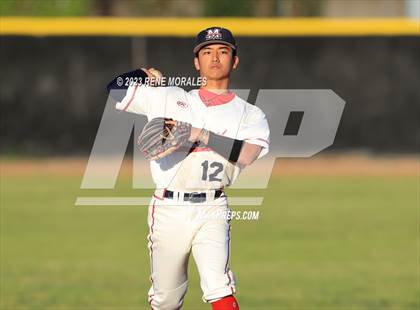Thumbnail 2 in Oak Hills vs Maranatha photogallery.