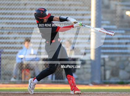 Thumbnail 3 in Oak Hills vs Maranatha photogallery.