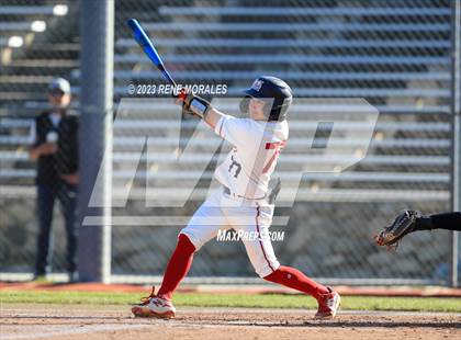 Thumbnail 3 in Oak Hills vs Maranatha photogallery.