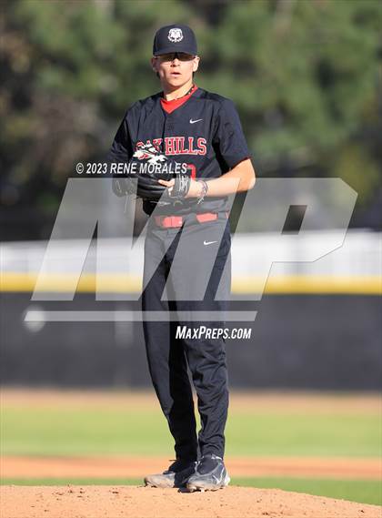 Thumbnail 3 in Oak Hills vs Maranatha photogallery.