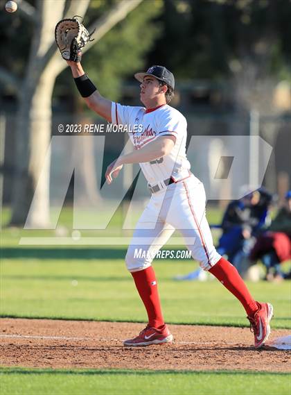 Thumbnail 1 in Oak Hills vs Maranatha photogallery.