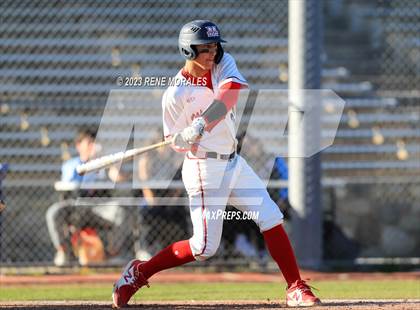 Thumbnail 2 in Oak Hills vs Maranatha photogallery.