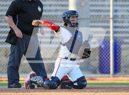 Thumbnail 2 in Oak Hills vs Maranatha photogallery.