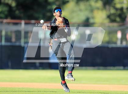 Thumbnail 2 in Oak Hills vs Maranatha photogallery.