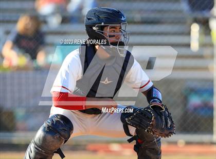 Thumbnail 3 in Oak Hills vs Maranatha photogallery.