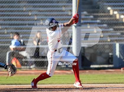 Thumbnail 1 in Oak Hills vs Maranatha photogallery.