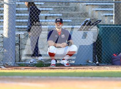 Thumbnail 1 in Oak Hills vs Maranatha photogallery.