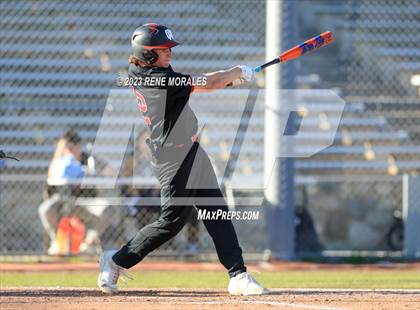 Thumbnail 1 in Oak Hills vs Maranatha photogallery.