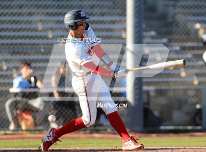 Thumbnail 3 in Oak Hills vs Maranatha photogallery.
