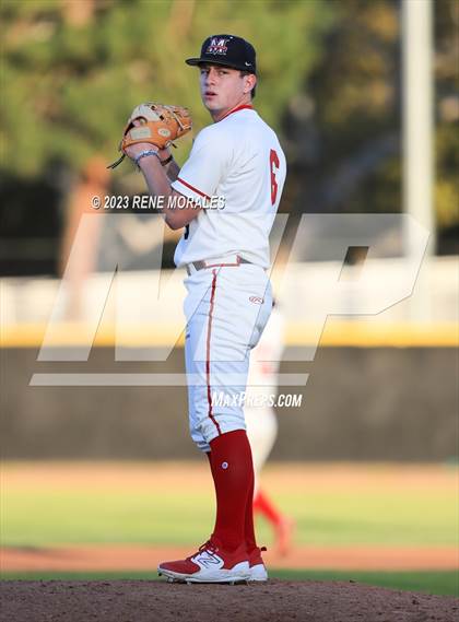 Thumbnail 2 in Oak Hills vs Maranatha photogallery.