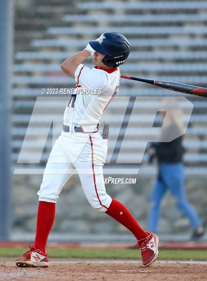 Thumbnail 1 in Oak Hills vs Maranatha photogallery.