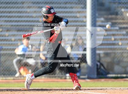 Thumbnail 3 in Oak Hills vs Maranatha photogallery.