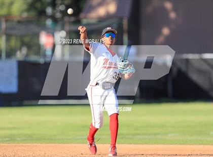 Thumbnail 1 in Oak Hills vs Maranatha photogallery.