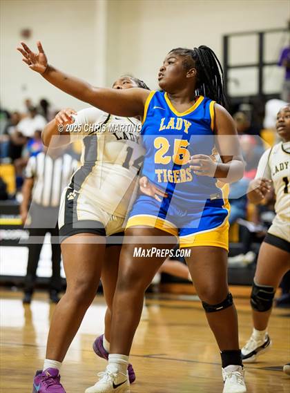 Thumbnail 3 in Thomson vs. Washington-Wilkes (GIRLS ONLY! Tip Off) photogallery.