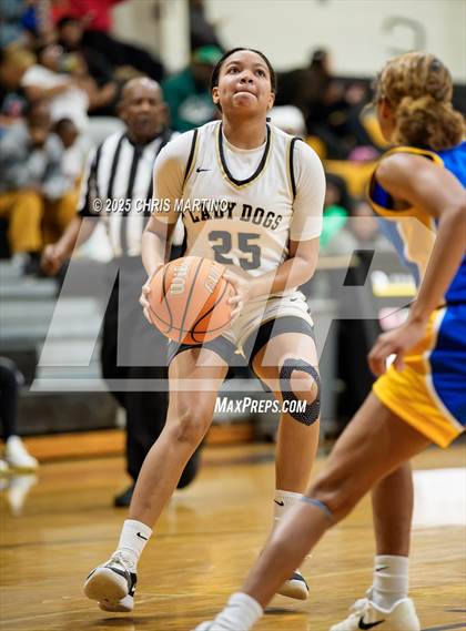 Thumbnail 1 in Thomson vs. Washington-Wilkes (GIRLS ONLY! Tip Off) photogallery.