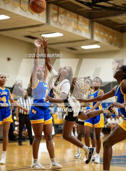 Thumbnail 3 in Thomson vs. Washington-Wilkes (GIRLS ONLY! Tip Off) photogallery.