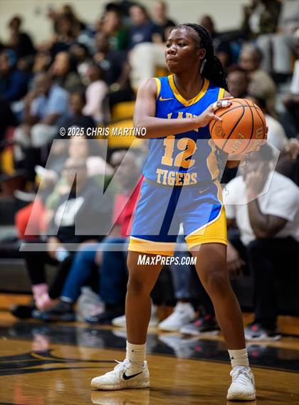 Thumbnail 1 in Thomson vs. Washington-Wilkes (GIRLS ONLY! Tip Off) photogallery.