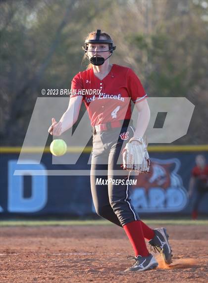 Thumbnail 3 in West Lincoln @ Foard photogallery.