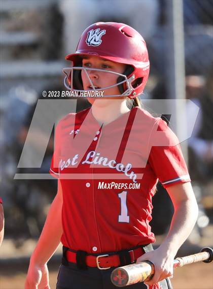 Thumbnail 1 in West Lincoln @ Foard photogallery.