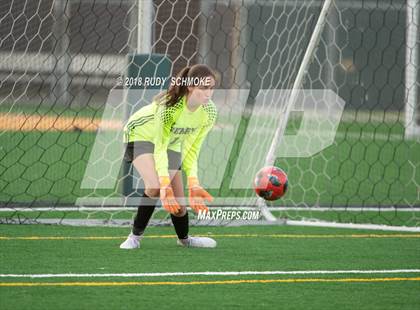 Thumbnail 3 in St. Margaret's vs. Patrick Henry photogallery.