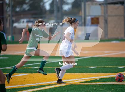Thumbnail 2 in St. Margaret's vs. Patrick Henry photogallery.