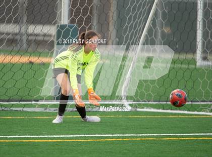 Thumbnail 2 in St. Margaret's vs. Patrick Henry photogallery.