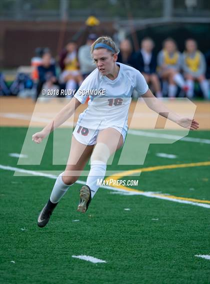 Thumbnail 2 in St. Margaret's vs. Patrick Henry photogallery.
