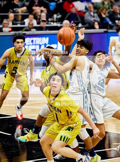 Thumbnail 1 in Damien vs Clovis North (CIF State D1 Final) photogallery.