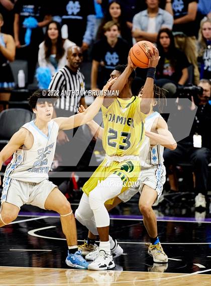 Thumbnail 1 in Damien vs Clovis North (CIF State D1 Final) photogallery.