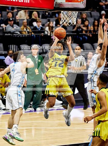 Thumbnail 2 in Damien vs Clovis North (CIF State D1 Final) photogallery.