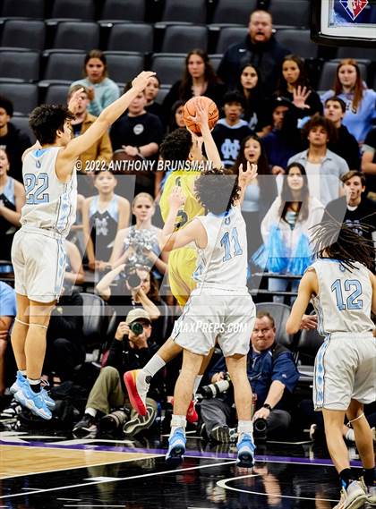Thumbnail 3 in Damien vs Clovis North (CIF State D1 Final) photogallery.