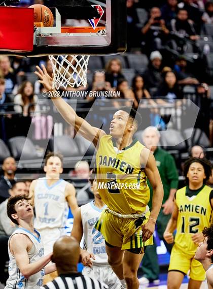 Thumbnail 3 in Damien vs Clovis North (CIF State D1 Final) photogallery.