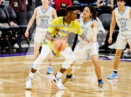 Thumbnail 2 in Damien vs Clovis North (CIF State D1 Final) photogallery.