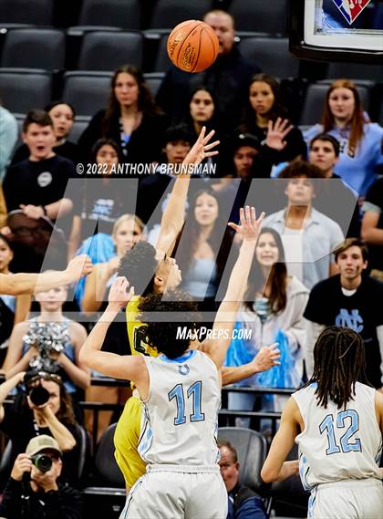 Thumbnail 1 in Damien vs Clovis North (CIF State D1 Final) photogallery.