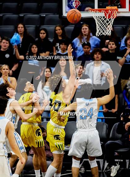 Thumbnail 3 in Damien vs Clovis North (CIF State D1 Final) photogallery.