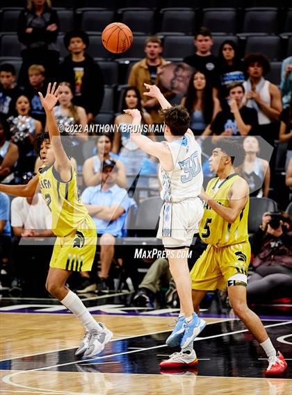 Thumbnail 1 in Damien vs Clovis North (CIF State D1 Final) photogallery.