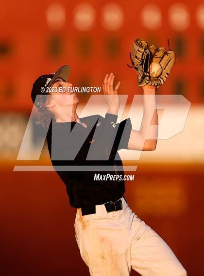 Thumbnail 3 in Kell @ Lassiter photogallery.