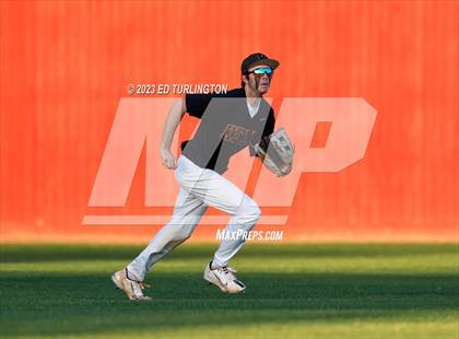 Thumbnail 2 in Kell @ Lassiter photogallery.