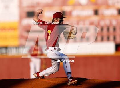 Thumbnail 2 in Kell @ Lassiter photogallery.