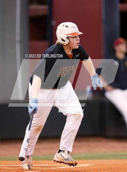 Thumbnail 1 in Kell @ Lassiter photogallery.