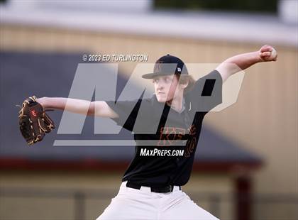 Thumbnail 2 in Kell @ Lassiter photogallery.