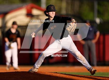 Thumbnail 1 in Kell @ Lassiter photogallery.