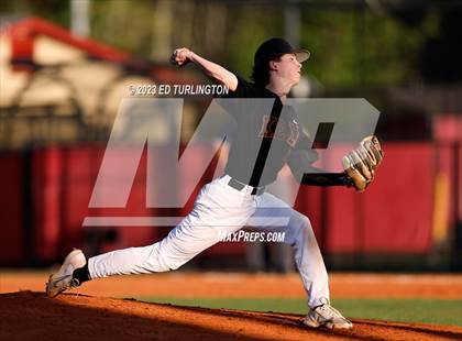 Thumbnail 1 in Kell @ Lassiter photogallery.